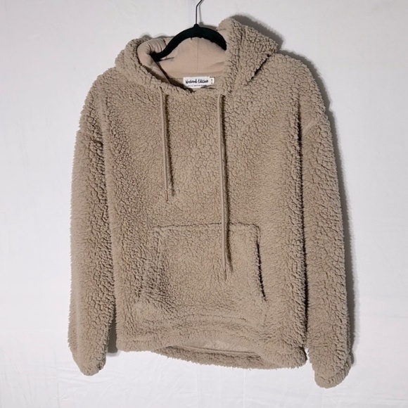 5/$25 Weekend Edition Tan Beige Sherpa Teddy Pullover Hoodie M - Picture 1 of 14
